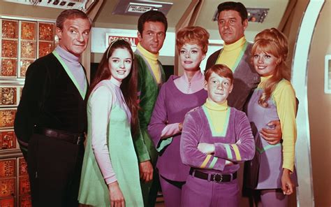 cast of lost in space tv|lost in space new cast.